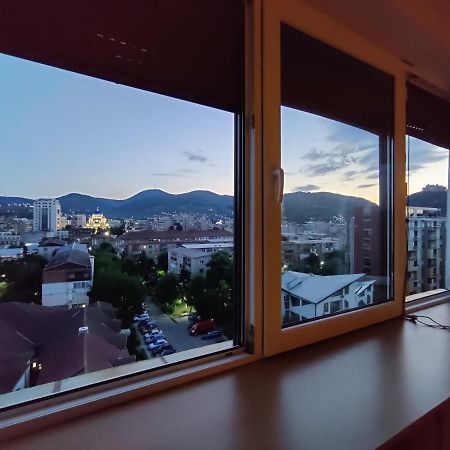 Cosy 2-Bedroom Apartment With An Amazing Panorama Deva Luaran gambar