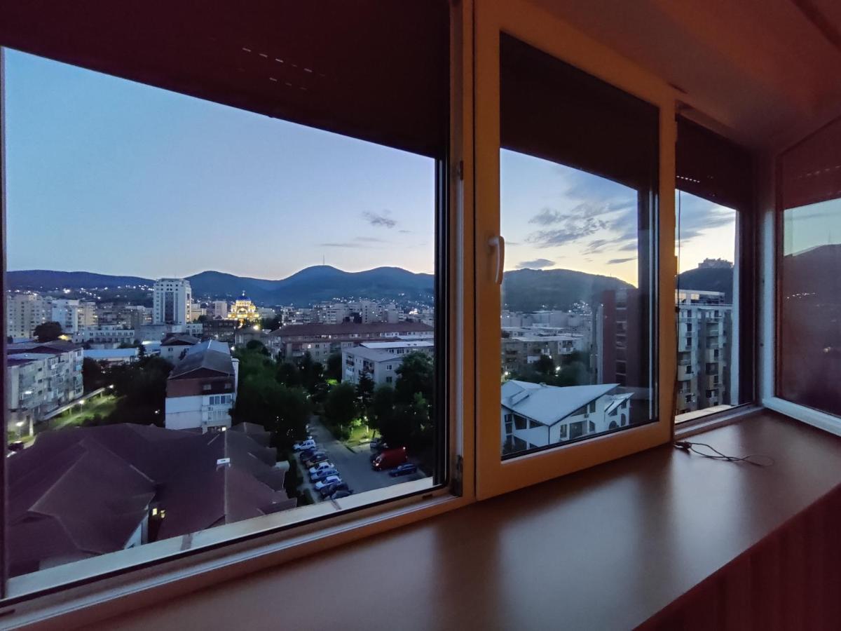 Cosy 2-Bedroom Apartment With An Amazing Panorama Deva Luaran gambar