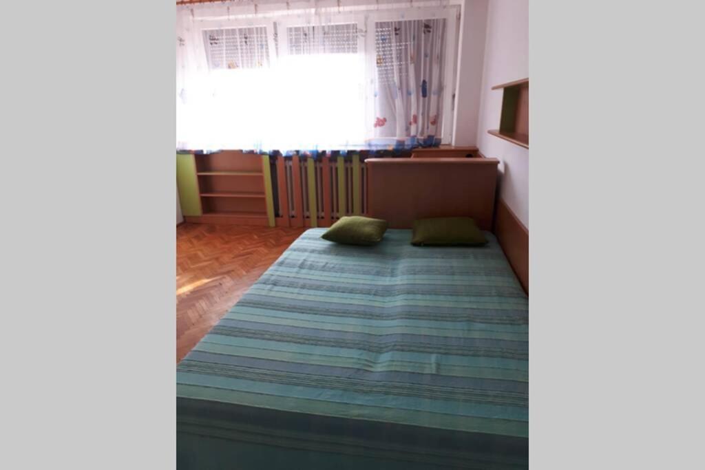 Cosy 2-Bedroom Apartment With An Amazing Panorama Deva Luaran gambar
